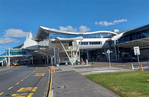 Live Stream from Auckland International Airport, New Zealand